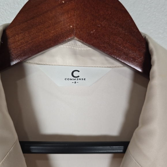 Commense Women's‎ Size Small Ivory Satin Sleeveless Faux Wrap Romper Mini - Picture 8 of 9